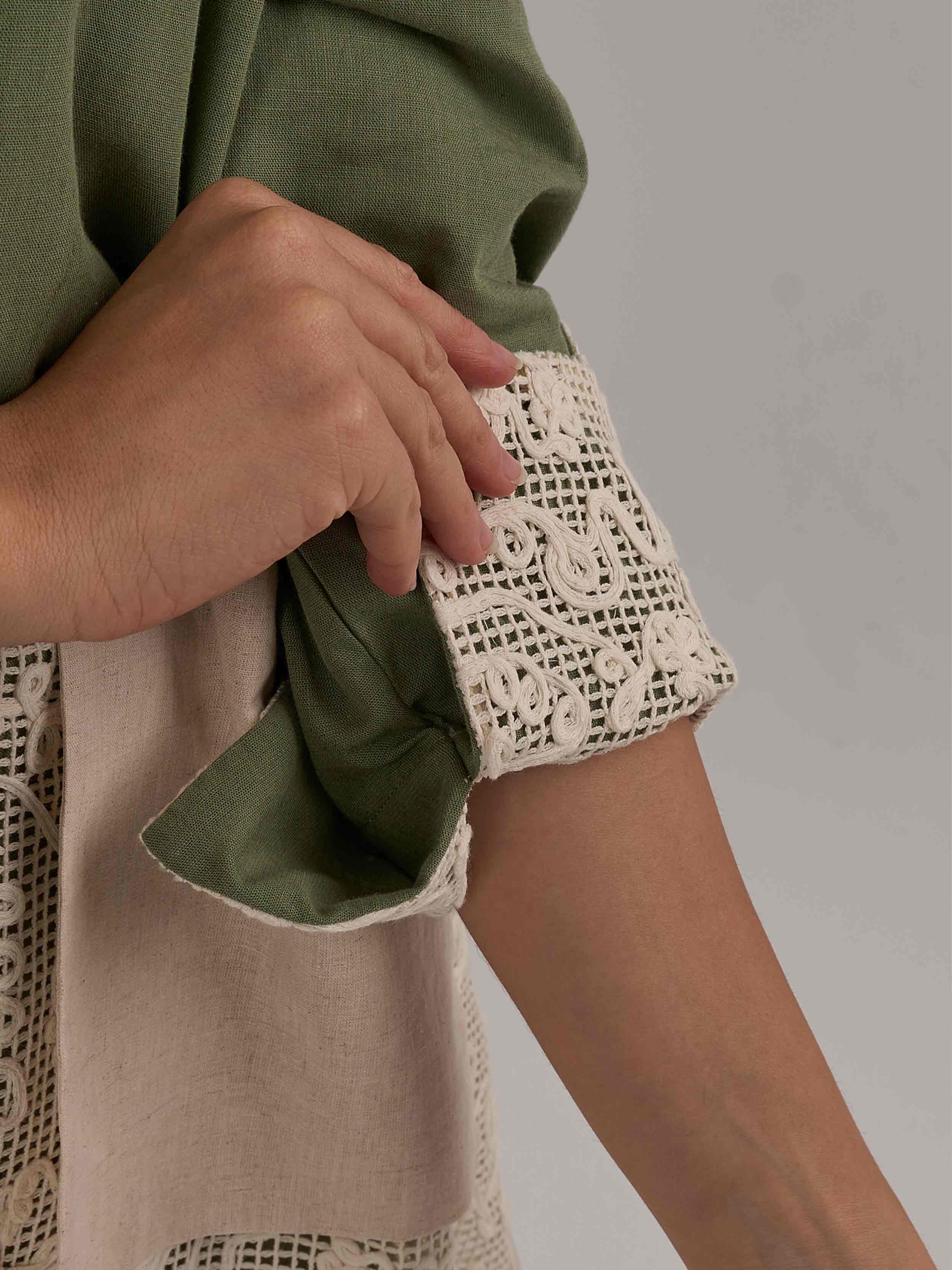 Olive/Beige