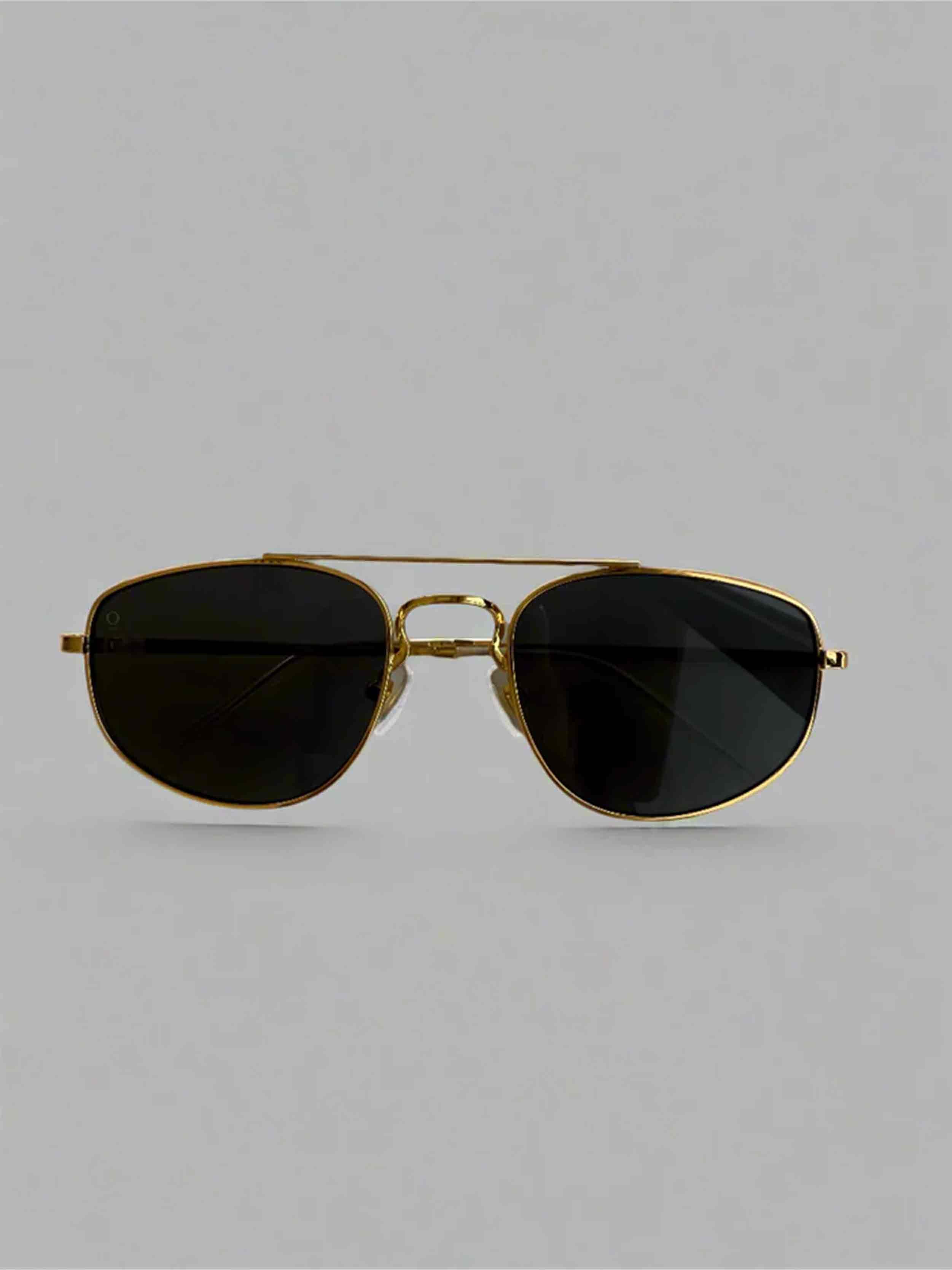 Black x Gold