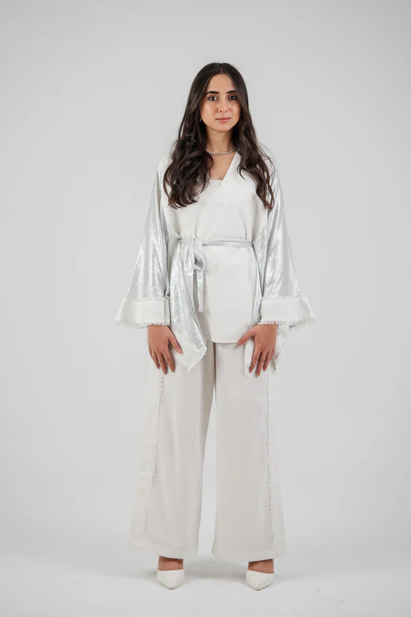 WHITE/SILVER
