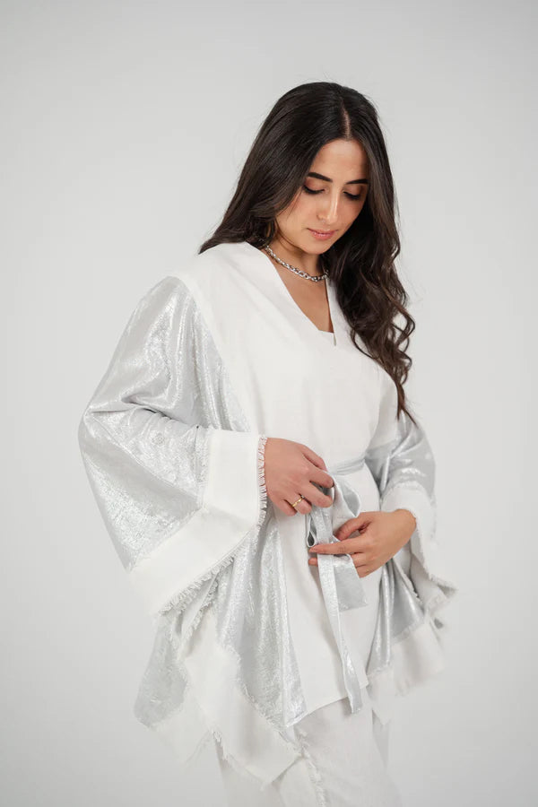 WHITE/SILVER